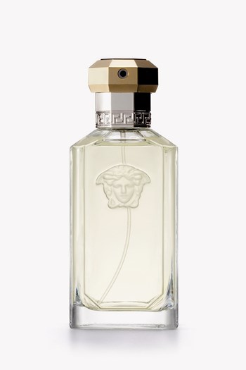 Show details for VERSACE THE DREAMER MEN EAU DE TOILETTE 100ML Picture of VERSACE THE DREAMER MEN EAU DE TOILETTE 100ML