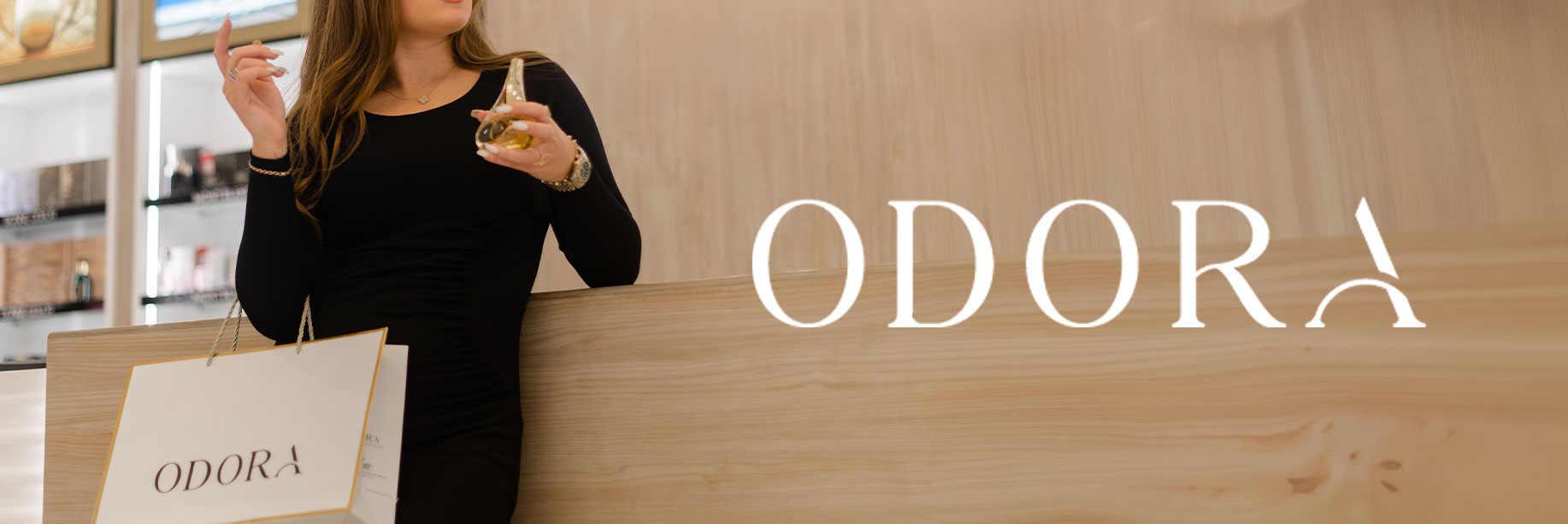 Expert Tips On How To Apply Perfume & Common Mistakes To Avoid